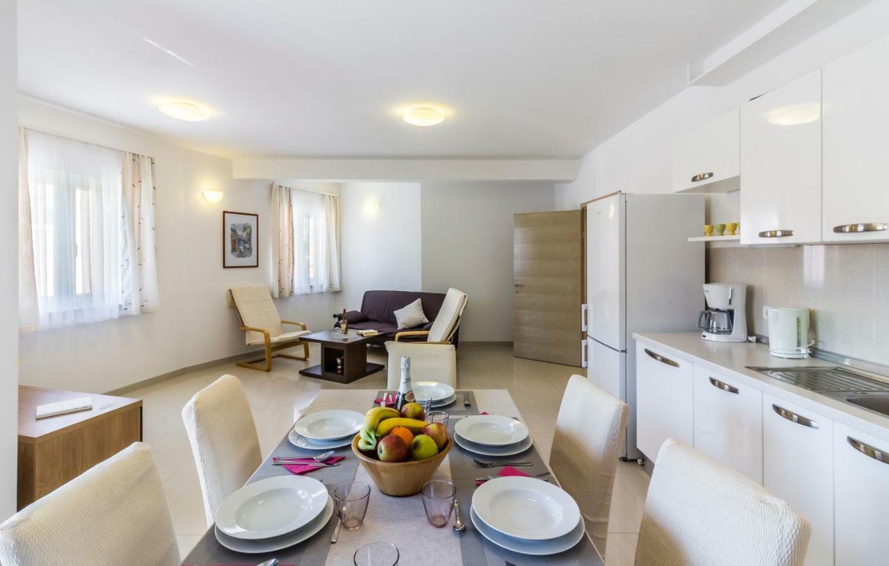 Apartman Kp Medulin Exteriér fotografie
