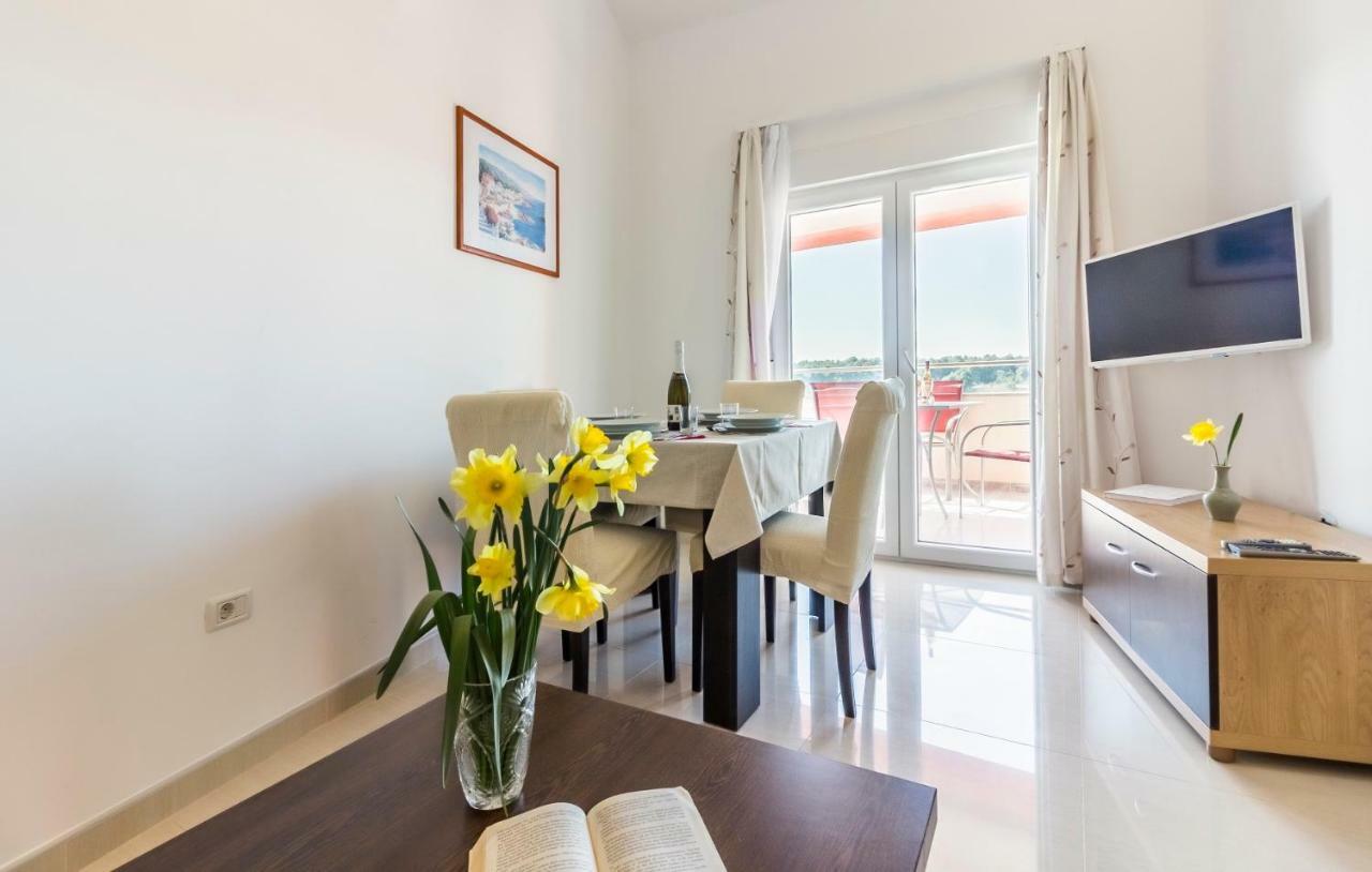 Apartman Kp Medulin Exteriér fotografie